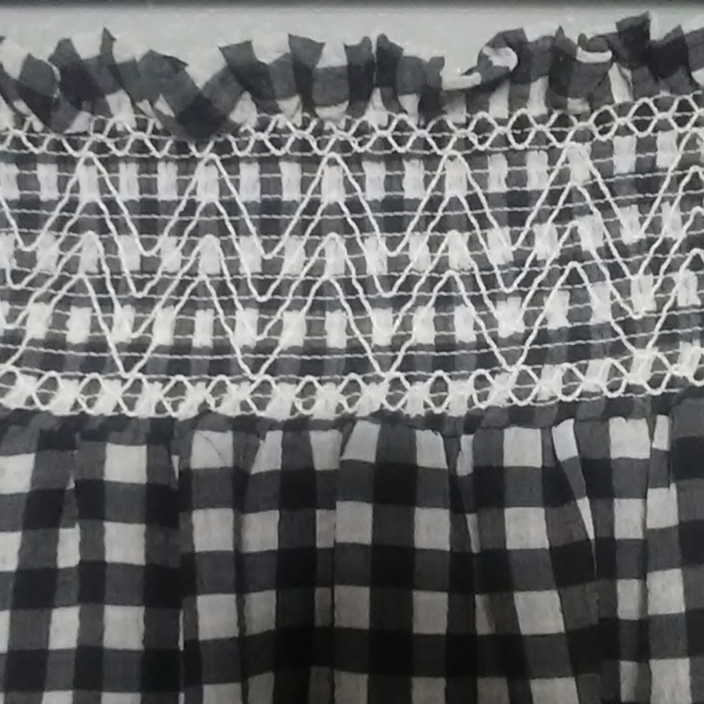 Skirt - Picture 2 of 4